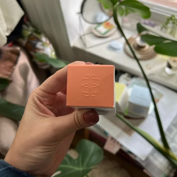 Motif Brightening Face Serum Serum & Face Oil